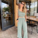 Marcela Kloosterboer Instagram - Mirando lo mal que se portaron mis hijos en el restoran 🤪😆 Les pasa? La desventaja de no darles el celular 🤷‍♀️ ——— La ropa tan linda es de @zibah.comfy IDA restaurante