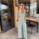 Marcela Kloosterboer Instagram - Mirando lo mal que se portaron mis hijos en el restoran 🤪😆 Les pasa? La desventaja de no darles el celular 🤷‍♀️ ——— La ropa tan linda es de @zibah.comfy IDA restaurante