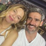 Marcela Kloosterboer Instagram - Noche de premios 🎭💙 🏅Mejor Libro @fernandoshmidt @ibarzabalhueso 🏅Mejor Comedia Dramática @radojkacarlospaz 🏅Mejor Actriz Protagónica mi gran compañera @emilimazeroficial 💟 Felicitaciones a todos los que hacemos Radojka!!! —————— Mi vestidazo es de @giacobbeofficial St @anitakorman @bymillie.bressi Pelo @joaquintorres89