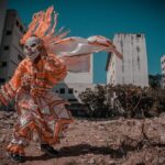 Marcelo D2 Instagram - Há um ano atras lançávamos o single de P O V O . D E . F É e nesse mesmo dia o Punhado subia, pela primeira vez, ao palco do Circo Voador lotado para apresentar a gira de IBORU. Era nosso 7o ou 8o show juntos, o comecinho do novo samba tradicional, da nossa formação. Estávamos compreendendo a dimensão e profundidade de IBORU. E foi HISTÓRICO! Coisa de santo, do divino! Uma catarse coletiva. De lá pra ca isso so tem crescido! A gente tem dividido mais tempo de estrada, mais palcos, mais som. Viramos uma família Punhado de Bamba. Eu amo demais essa galera, agradeço todos os dias por cada um deles estar nas nossas vidas e semeio com amor e muito trabalho os caminhos futuros ❤️⚡️ Okê aro, caboclo! Okê aro, meu pai! ❤️🏹 OBRIGADA Assinado @luizapmachado