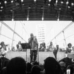 Marcelo D2 Instagram - Há um ano atras lançávamos o single de P O V O . D E . F É e nesse mesmo dia o Punhado subia, pela primeira vez, ao palco do Circo Voador lotado para apresentar a gira de IBORU. Era nosso 7o ou 8o show juntos, o comecinho do novo samba tradicional, da nossa formação. Estávamos compreendendo a dimensão e profundidade de IBORU. E foi HISTÓRICO! Coisa de santo, do divino! Uma catarse coletiva. De lá pra ca isso so tem crescido! A gente tem dividido mais tempo de estrada, mais palcos, mais som. Viramos uma família Punhado de Bamba. Eu amo demais essa galera, agradeço todos os dias por cada um deles estar nas nossas vidas e semeio com amor e muito trabalho os caminhos futuros ❤️⚡️ Okê aro, caboclo! Okê aro, meu pai! ❤️🏹 OBRIGADA Assinado @luizapmachado