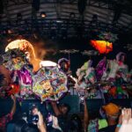 Marcelo D2 Instagram - se existe maneira mais especial de encerrar o carnaval eu, sinceramente, desconheço .. queria conseguir expressar em palavras aqui todo o amor que tá dentro do meu peito .. reunir meus amigos do @caciquederamos , da @turmasucesso e a minha família no palco do @circovoador foi foda pra caralho, perdoem o meu francês Valeu rapaziada da CarnaMango !! Valeu Circo Voador !! Obrigado, Cacique !! Obrigado, Turma Sucesso !! Obrigado, Punhado !! Obrigado, equipe !! Obrigado demais a cada um de vcs que colou e viveu esse noite com a gente !! 📷 @caianomidam