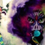 Marcelo D2 Instagram – o marcelo moleque nunca iria acreditar no que rolou ontem … 

a cultura dos bate-bolas é o espetáculo da resistência do carnaval do surburbio do Rio .. é patrimônio cultural da cidade … ser homenageado pela @turmasucesso , viver todo o ritual de preparação da saída, ver minha família, amigos e toda a rapaziada vestidos de marcelo d2 pelas ruas de Rocha Miranda é uma emoção que não tem como descrever … foi a coisa mais incrível que eu vivi nos ultimos tempos 

@turmasucesso : eu ainda to em êxtase aqui !! muito obrigado

📷 @yancarpenter // @moving.comunicacao