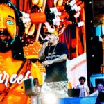Marcelo D2 Instagram – eu ainda to emocionado demais com esse show .. salve Zeca !! salve o verdadeiro arquiteto da musica brasileira !! 

📷 @yancarpenter
