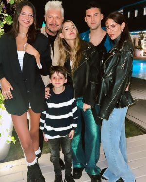 Marcelo Tinelli Instagram - Feliz 2023 para todos. Es nuestro deseo que tengamos un año maravilloso, lleno de fuerza, de buenas energías, y con mucho mucho amor. Gracias por tanto.