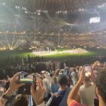 Marcelo Tinelli Instagram - No lo puedo creer. Somos Campeones del Mundo en Qatar. Y compartir este viaje con mi hijo, mi primo y amigos fue un sueño. Nadie más que vos, @leomessi se la merece a esta Copa. Por elegir CREER siempre, por dar la vida por esta camiseta celeste y blanca. Felicitaciones al plantel tremendo, un cuerpo técnico excelente y dirigentes que laburaron en silencio para lograr esto. Y felicitaciones a todo el pueblo argentino por bancar siempre. VAMOS ARGENTINA CARAJOOOO❤️🏆🏆🏆💪🏻⚽️🇦🇷