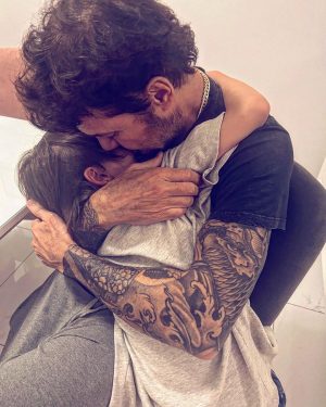 Marcelo Tinelli Instagram - Te amo tanto Lolito. Que feliz soy a tu lado. Mi enorme compañero de viaje y de vida. Me encanta compartir este sueño con vos acá en Qatar❤️
