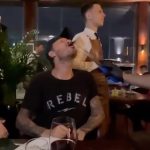 Marcelo Tinelli Instagram - Anoche tuvimos la posibilidad de conocer a un grande de la comida. El maravilloso @nusr_et , que te prepara una carne deliciosa y te tira la sal en la mesa. Me acuerdo la frase del Diego “mirá si yo la sacara tan limpita”. Experiencia única y recomendable❤️