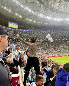 Marcelo Tinelli Instagram - Gracias ARGENTINA por esta noche maravillosa en Qatar. @afaseleccion gracias por este momento único.