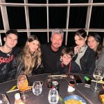 Marcelo Tinelli Instagram - Que pleno y feliz me siento en la previa de mi cumple con mis 5 hijos. Los amo tanto tanto @micatinelli @candelariatinelli @frantinelli1 @juanittinelli1 & Lolo. Noche mágica ❤️❤️❤️❤️❤️