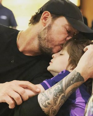 Marcelo Tinelli Instagram - Mi amor. Mi compañero. Acá en Qatar y siempre. Te amo Lolito hermoso❤️