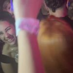Marcelo Tinelli Instagram - Cantamos y bailamos con @lgante_keloke en la fiesta del CANTA CONMIGO AHORA ❤️ en @laundrysoho con @somosjecan 👏👏👏