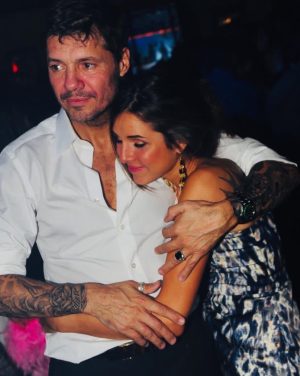 Marcelo Tinelli Instagram - Feliz cumple a mi escorpiana hermosa. Te amo con todo mi corazón y más. Que tengas un maravilloso día, hija amada @candelariatinelli , mi Rubi❤️ .