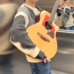 Marcin Patrzalek Instagram - stuck in an elevator and forced to play 2017 top radio hits 😭 #guitar