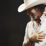 Marco Antonio Solís Instagram - Hermosa noche vivimos en Cancún con el tour #EternamenteAgradecido donde este público maravilloso se entregó en cada canción que interpreté. Muchas gracias por vivir conmigo una velada inolvidable y llena de recuerdos. Cancún, Quintana Roo