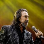 Marco Antonio Solís Instagram - Hermosa noche de #ElBukiWorldTour vivimos anoche en la bella ciudad de Cali conocida como la Capital de la Salsa con un gran público que se mostró alegre y cálido durante todo el espectáculo. Sin lugar a dudas una noche que me llevo como un bonito recuerdo en mi corazón.