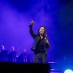 Marco Antonio Solís Instagram - Majestuoso espectáculo con un gran público fue el que vivimos anoche en la bella ciudad Bogotá. Gracias hermanitos de la capital del café por vivir y disfrutar enormemente conmigo de un episodio más de #ElBukiWorldTour.