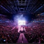 Marco Antonio Solís Instagram – Poder cantar en la noche más mexicana de todas en un escenario con más de 14,000 asistentes que hicieron un histórico #SoldOut en #LasVegas es algo realmente indescriptible. Que GRAN noche en la @tmobilearena con todo mundo diciendo ¡VIVA MÉXICO! 🇲🇽🙌🏽🎇🙌🏽🇲🇽 Las Vegas, Nevada