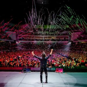 Marco Antonio Solís Instagram - #Nayarit que belleza de noche! Gracias por un recibimiento tan cálido. Son noches como la de ayer las que uno recuerda y atesora. Que la música siga siendo siempre nuestra fiel compañera para momentos felices y alegres. #EternamenteAgradecido