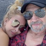 Marco Antonio Solís Instagram - Feliz cumpleaños amada mía! ❤️ Que Dios te siga iluminando y te de todo lo que te mereces por lo tanto que das, en salud, amor y felicidad. Gracias por hacerme tan feliz y por ser la página en blanco que me inspira siempre a escribir la siguiente parte de mi vida. Te amo.❤️