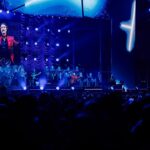 Marco Antonio Solís Instagram – Espectacular e increíble cierre de año con la gira #ElBukiWorldTour con mis hermanitos del país hermano, Guatemala. Una noche que estuvo llena de sorpresas y sentimientos a flor de piel. No me queda más que agradecer infinitamente a los toda esa gente bonita que me ha acompañado por años por permitirme entrar en sus corazones con mis letras que están inspiradas en el romanticismo y lo bonito que es vivir la vida.