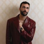 Marco Mengoni Instagram - La febbre del martedì sera a Sanremo @omega #Speedmaster #adv