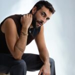 Marco Mengoni Instagram - LOCK IN 🔒 @tiffanyandco #TiffanyAndCo #TiffanyLock #Tiffanypartner #adv