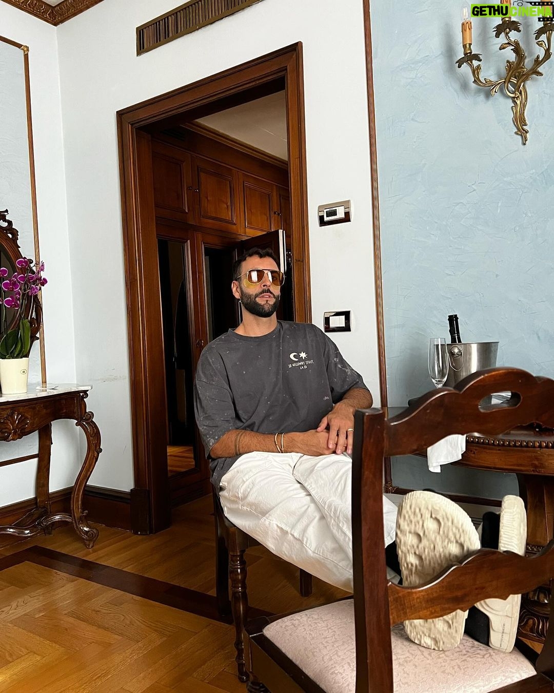 Marco Mengoni Instagram - Lo sappiamo entrambi, è un’altra storia