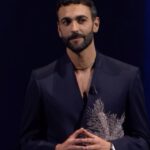 Marco Mengoni Instagram - Facciamo un bel respiro… Che abbia inizio la 74º edizione del Festival di Sanremo @sanremorai #sanremo24