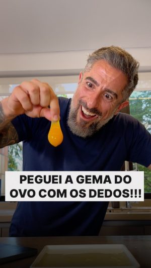 Marcos Mion Instagram - SERÁ QUE FUNCIONA MESMO?!?! 🍳🤏🏻 
.
Começando a semana compartilhando conhecimento 😂😂😂
.
Testem também e me marquem nos stories. Quero ver o resultado. 👀