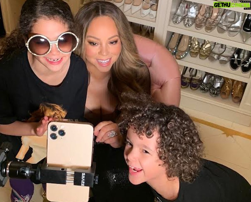 Mariah Carey Instagram - Happy birthday to my favorite people on the planet!!! I thank God for you every day! “Our love is Supernatural!!!” Ooh darlings ‘cause you’ll ALWAYS be my babies!!! ❤️❤️🎉🎂🎈🎁❤️❤️
