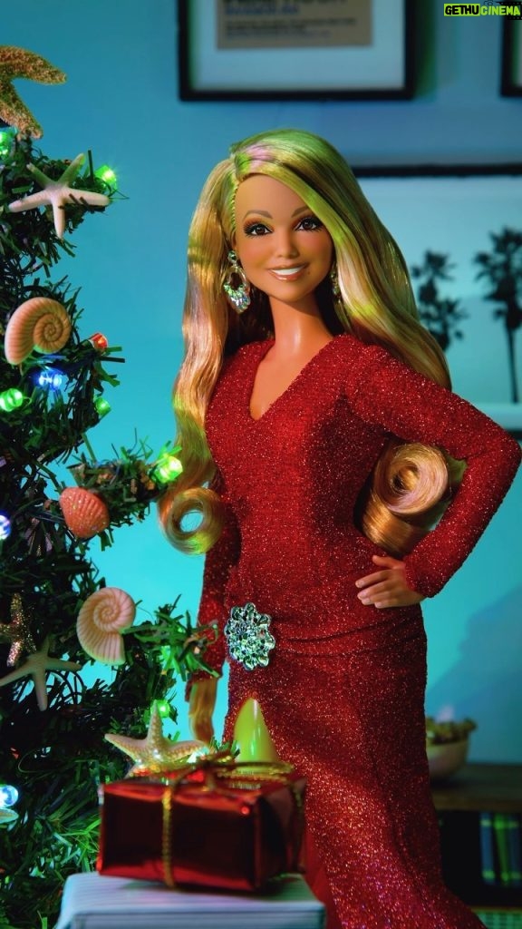 Mariah Carey Instagram - Happy #MariahSZN to all who celebrate 🎁✨ #Barbie
