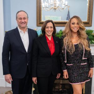 Mariah Carey Instagram - Last week I had the pleasure of meeting President Biden & Vice President Harris at the White House to ring in the holiday season! While there, we got to see all the festive decor and spread some cheer! 🎄❄️☃️