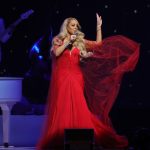 Mariah Carey Instagram - New York, it’s been a pleasure! I had so much fun with you all last night, and can’t wait to do it again next week! 🎄❤️ Thank you for the beautiful dress @giorgioarmani #armaniprivé 📸 @kevinmazur