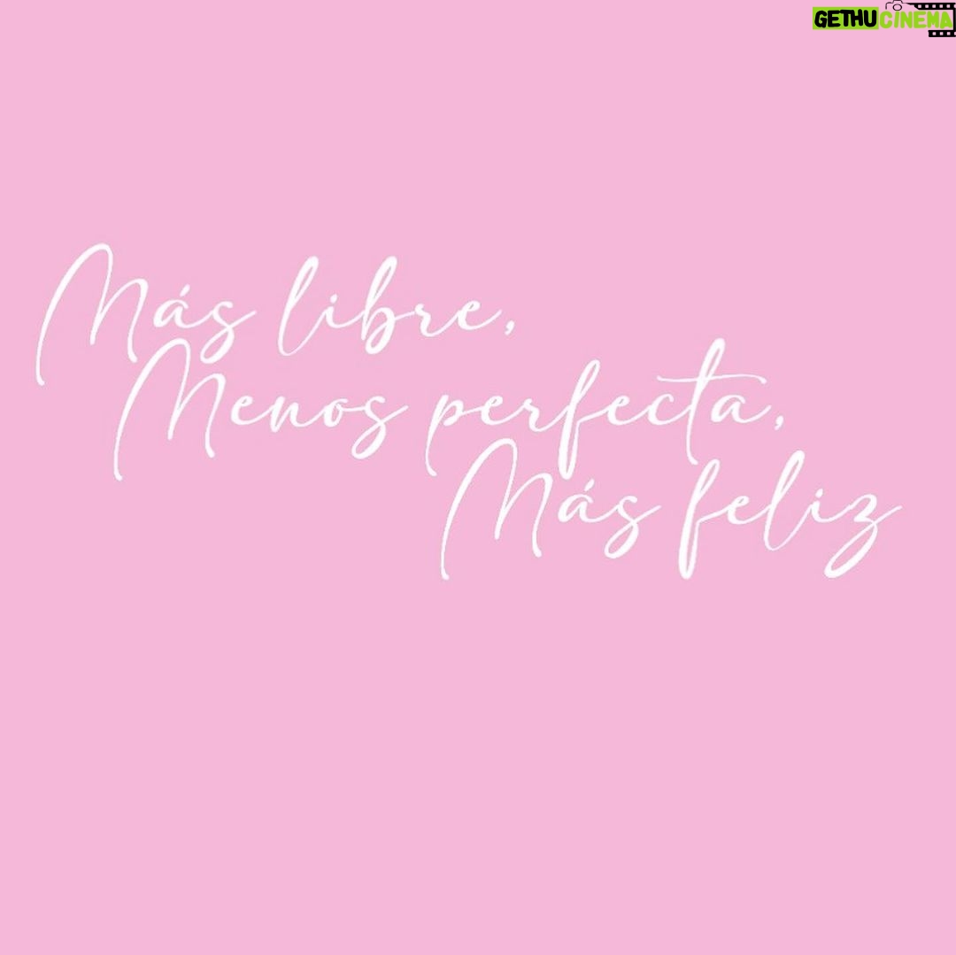 Marimar Vega Instagram - Gracias 2023 nos trataste muy bien!! Se cumplieron muchos sueños, se aprendió de los errores y empezamos este nuevo año con mucha ilusión y agradecimiento ✨✨ Que sea un año hermoso para todos los amo ❤️
