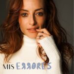 Marimar Vega Instagram - Y cerramos nuestra primera temporada con Mis errores .. Me es muy difícil escribir algo sobre mi episodio, solo les puedo decir que ahí está mucho de lo que yo soy , de lo que me duele de lo que he aprendido y por supuesto muchos de mis errores. Este “ Rincón “ es un regalo para todos , para los que lo hacemos ,para el que se sienta y comparte, para los que nos ven o escuchan . Me siento muy feliz de ser parte de este hermoso espacio, y deseo de todo corazón que todos cada vez seamos más libres, menos perfectos y más felices ! Gracias ❤️❤️❤️ Pueden ver el episodio completo en nuestro canal YouTube o escucharlo en la plataforma que les guste . Link in bio Aaaa y suscríbanse 🔔