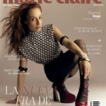 Marimar Vega Instagram - “Estoy en un punto de la vida que tengo absoluta gratitud”. Menos perfecta, más libre y feliz, así es como @marimarvega protagoniza nuestra portada del mes de septiembre de la mano de @ludwigwiggstein , con quien nos cuenta una historia a través de su personalidad que se envuelve en el encanto de una cabellera espectacular. En un encuentro frente al lente de la cámara, la actriz mexicana que ha ganado gran éxito con su podcast “El Rincón de los Errores” y está a punto de estrenar la serie “Dra. Lucía”, abraza a las páginas de Marie Claire para plasmar la madurez con la que ve la vida, y a la vez, reflejar todos esos tropiezos, errores y aciertos que la han convertido en la mujer aguerrida y sin miedo que inspira dentro y fuera de la pantalla. #MarimarVegaEsMarieClaire ❤️ Créditos: Director Editorial: Gerard Angulo / @gerardangulo Fotografía: Carlos Ruiz / @carlos_ruizc Realización: Sergio Valenzuela / @sergio.valenzuelach Maquillaje: Robbie Sierra / @robbielikemargot Peinado: Ernesto Vargas / @ernestovargas_hair Asistente de moda: Michelle Ortíz y Mara Reyes / @michortizand y @marareyesd Asistente de peinado: Paty Vázquez / @estilistapatyv Asistente de fotografía: Iván Aguíñiga / @ivanovich_as Entrevista: Wendy San José.