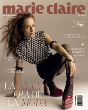 Marimar Vega Instagram - “Estoy en un punto de la vida que tengo absoluta gratitud”. Menos perfecta, más libre y feliz, así es como @marimarvega protagoniza nuestra portada del mes de septiembre de la mano de @ludwigwiggstein ,
con quien nos cuenta una historia a través de su personalidad que se envuelve en el encanto de una cabellera espectacular.

En un encuentro frente al lente de la cámara, la actriz mexicana que ha ganado gran éxito con su podcast “El Rincón de los Errores” y está a punto de estrenar la serie “Dra. Lucía”, abraza a las páginas de Marie Claire para plasmar la madurez con la que ve la vida, y a la vez, reflejar todos esos tropiezos, errores y aciertos que la han convertido en la mujer aguerrida y sin miedo que inspira dentro y fuera de la pantalla. #MarimarVegaEsMarieClaire ❤️

Créditos:
Director Editorial: Gerard Angulo / @gerardangulo 
Fotografía: Carlos Ruiz / @carlos_ruizc
Realización: Sergio Valenzuela / @sergio.valenzuelach 
Maquillaje: Robbie Sierra / @robbielikemargot
Peinado: Ernesto Vargas / @ernestovargas_hair 
Asistente de moda: Michelle Ortíz y Mara Reyes / @michortizand y @marareyesd
Asistente de peinado: Paty Vázquez / @estilistapatyv 
Asistente de fotografía: Iván Aguíñiga / @ivanovich_as 
Entrevista: Wendy San José.