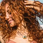 Marimar Vega Instagram - Se agotaron !! Pero ya volvieron !! Shampoo, acondicionador, mascarilla para el pelo y shower gel. Con proteína de amaranto, acaí y aceite de almendras! Nutre, hidrata, repara ,menos frizz, repara puntas abiertas, evita la caída. Sin sales Sin parabenos Sin sulfatos Sin colorantes Pero con los mejores resultados !!! Búscalos con mi nombre en el buscador de Amazon @ludwigwiggstein No testeado en animales