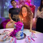 Marimar Vega Instagram - Y los cumplí feliz !!! Los amo familia, amigos y a todos los que comparten la vida conmigo.