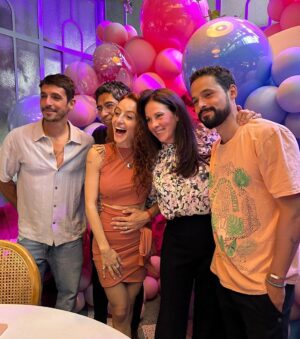 Marimar Vega Instagram - Y los cumplí feliz !!! 
Los amo familia, amigos y a todos los que comparten la vida conmigo.