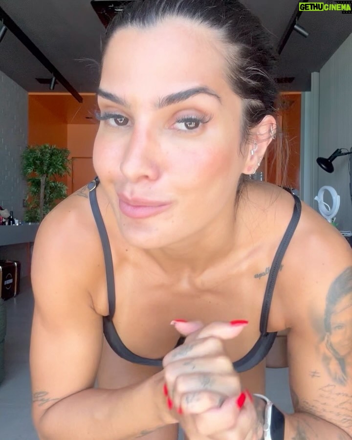 Marina Ferrari Instagram - PRA inspirar sua semana! Quem aí prometeu ser mais saudável esse ano? 👀👇🏽 Maceió, Alagoas, Brasil