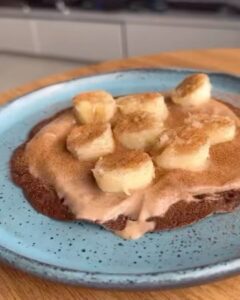 Marina Ferrari Instagram - Alguém aí prometeu comer mais saudável esse ano? Aí tem 10 receitas que eu só tinha colocado nos stories mas achei que merecia deixar salvo no feed! Esse ano tem muito mais pra vocês, vamo q vaaaaamo 😍🫶🏽 Maceió, Alagoas, Brasil