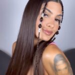 Marina Ferrari Instagram - Penteados inspirações pro feriado 🫶🏽🥰 Usariam?