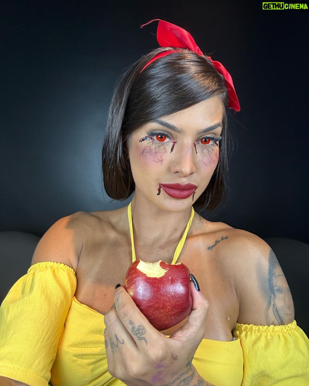 Marina Ferrari Instagram - Deixando fotinhas registradas das inspirações Halloween 2023 até agora! Quais personagens vcs querem para semana final? E qual foi a preferida?👇🏽😍 comenta aqui