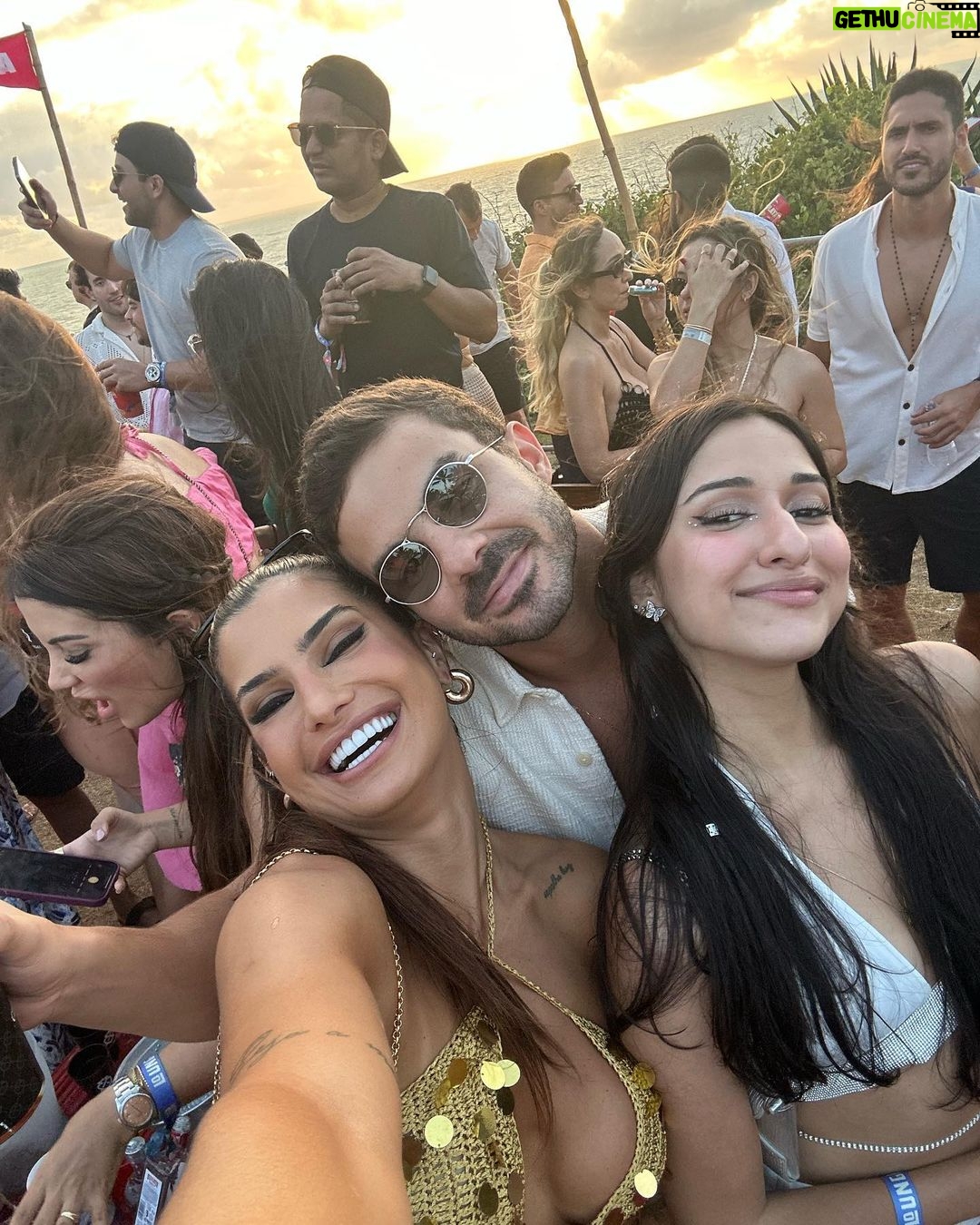 Marina Ferrari Instagram - Um resuminho das ultimas 24 hrs 🥰🫶🏽 q dia bom!! @playapipa Look @leiladenisehandmade Pipa RN