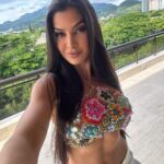 Marina Ferrari Instagram - Achadinhos de uma semana que tá sendo mais que especial 😊🫶🏽 Rio de Janeiro, Rio de Janeiro