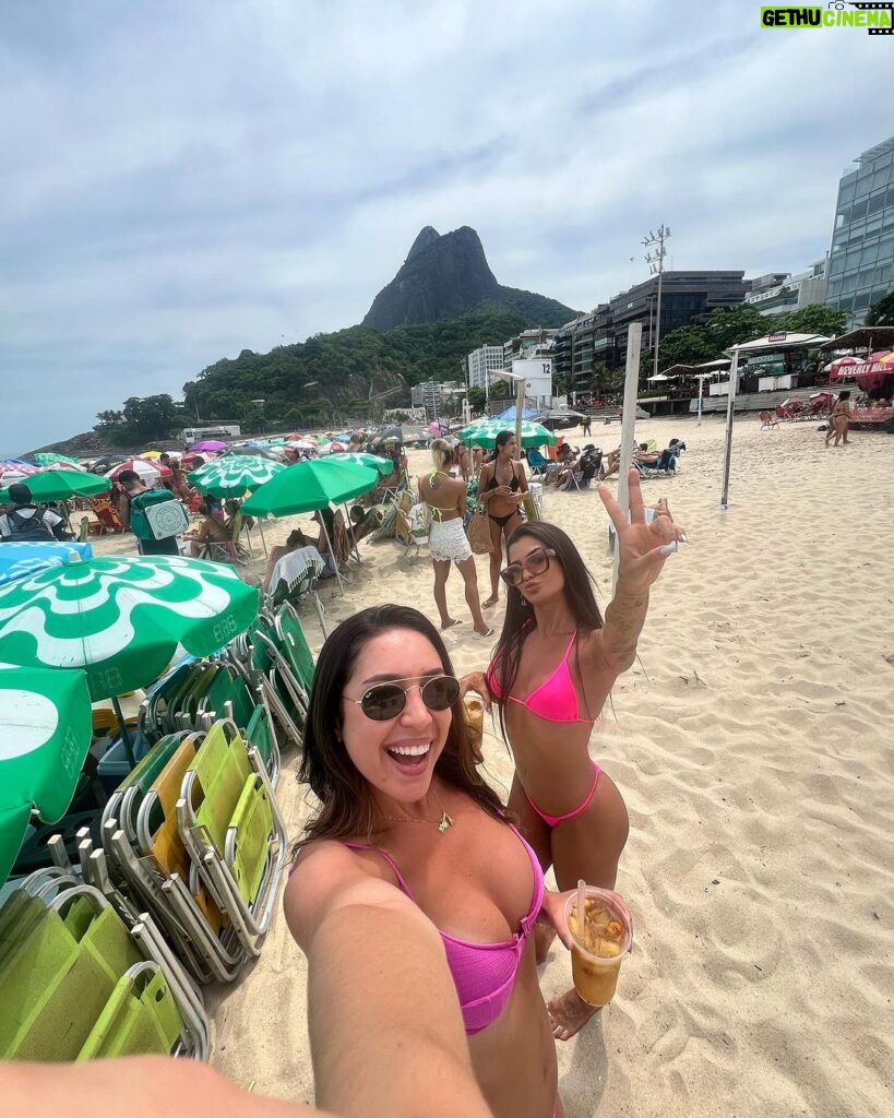Marina Ferrari Instagram - Achadinhos de uma semana que tá sendo mais que especial 😊🫶🏽 Rio de Janeiro, Rio de Janeiro