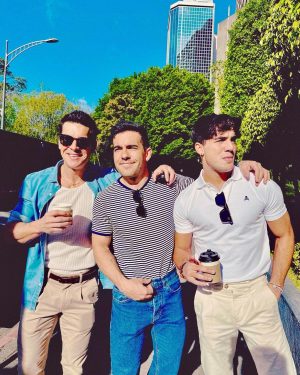 Mario Casas Instagram - México & Colombia 

Gracias ;)