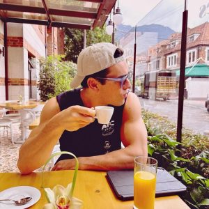 Mario Casas Instagram - México & Colombia 

Gracias ;)